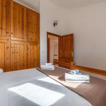 Domus Gina - Nearby, Bbq & Parking *