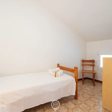 Ferienhaus Domus Gina Solanas (Cagliari)