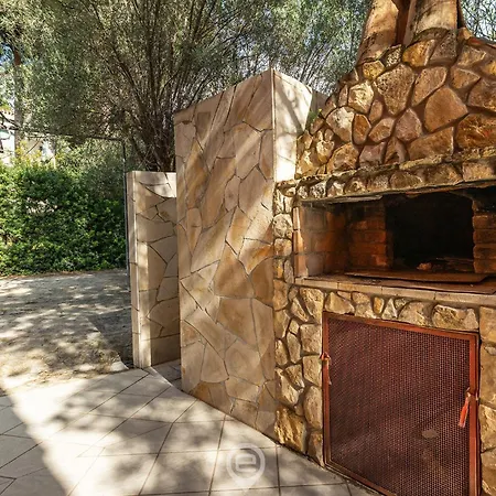 Domus Gina - Nearby, Bbq & Parking