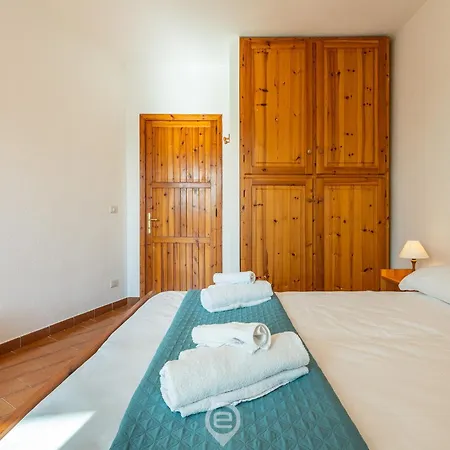 Domus Gina - Nearby, Bbq & Parking * Solanas (Cagliari)